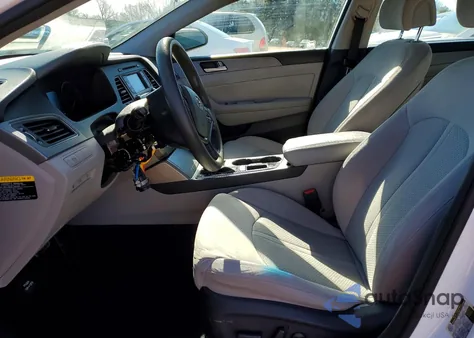 2015 Hyundai Sonata Se z USA, uszkodzony, nr VIN 5NPE24AF2FH182869